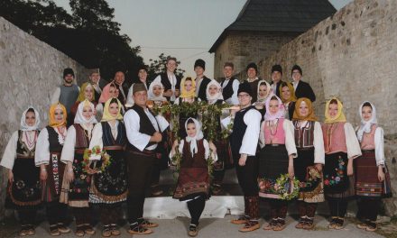 Vukovi iz društva Vuk Karadžić Radovljica